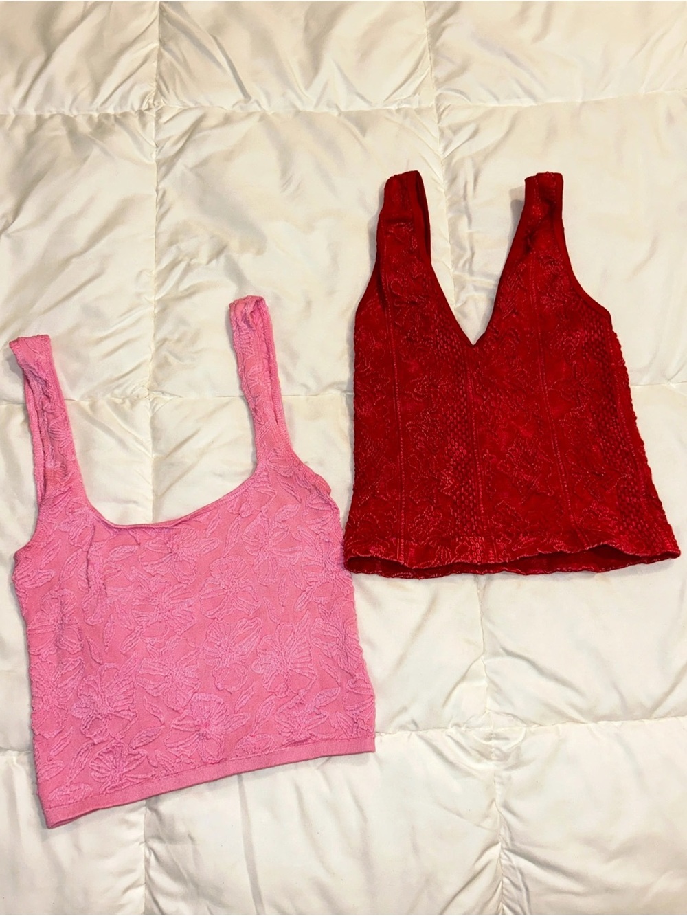 Women’s anthropologie Pink Tank Top and Red out from under V-Neck Crop Top Set